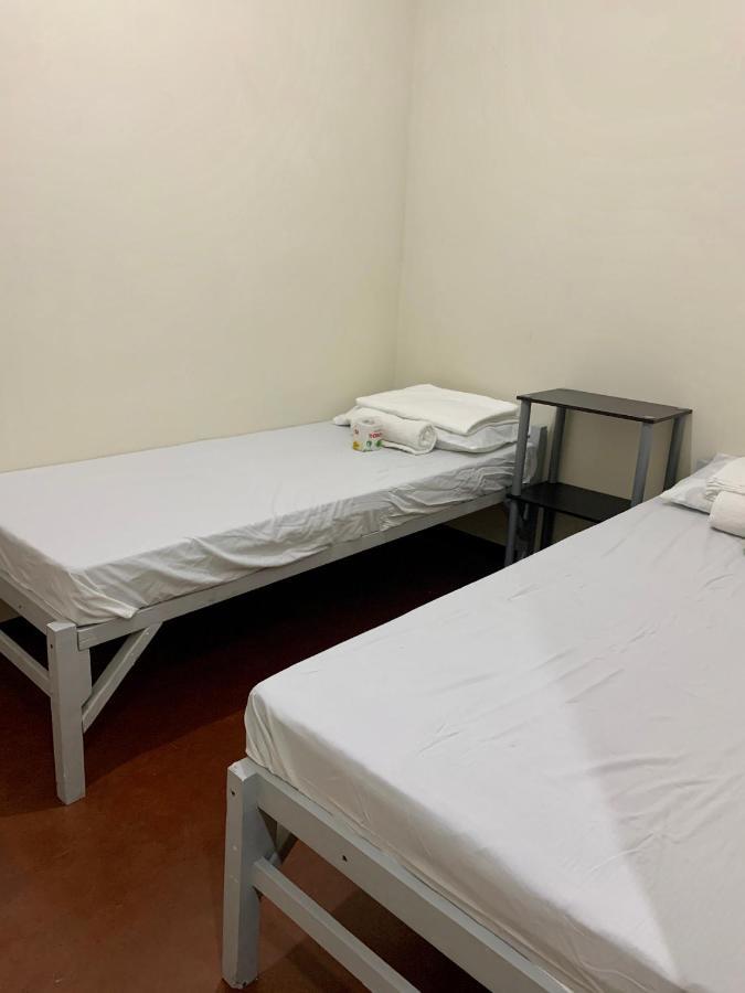 Mybed Dormitory Cebu Buitenkant foto