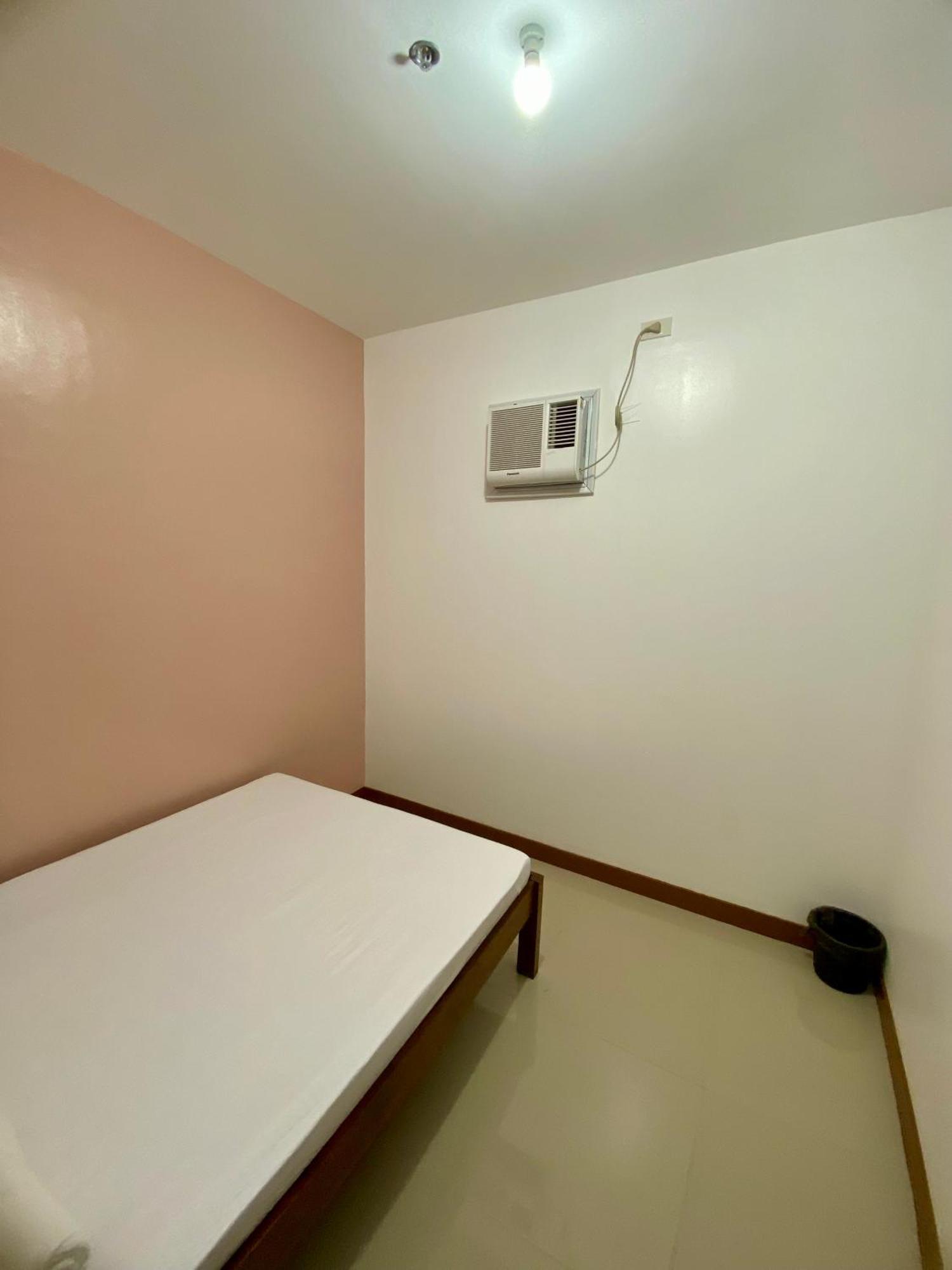 Mybed Dormitory Cebu Buitenkant foto
