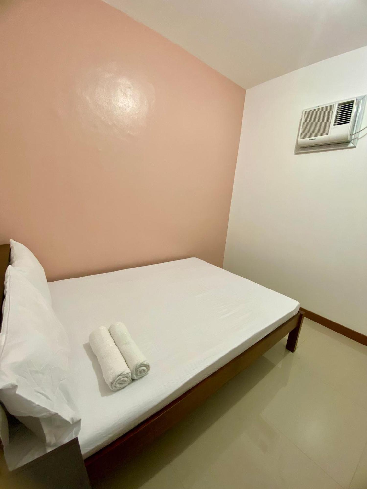 Mybed Dormitory Cebu Buitenkant foto